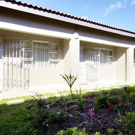 Minilitha Lodge Richardsbaai Buitenkant foto